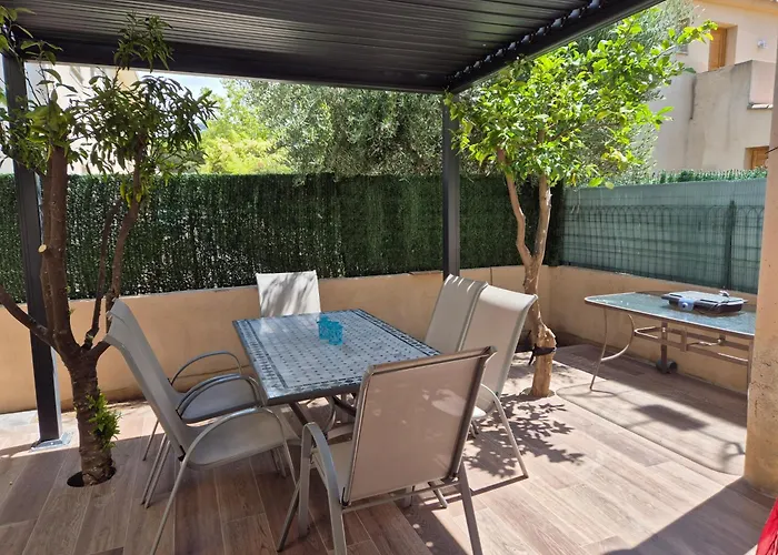 Lejlighed Joli Climatise Avec Terrasse A Moin 10 Minutes A Pieds De La *